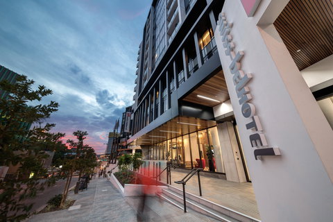 Swiss-Belhotel Brisbane - South Australia Travel 1