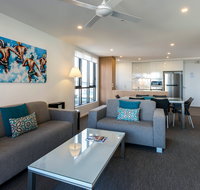 Synergy  Broadbeach - South Australia Travel