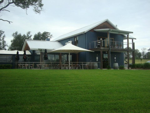 Tatler Vineyard Accommodation - South Australia Travel 0