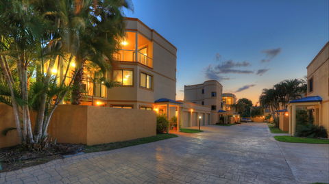 The Grange Resort Hervey Bay - South Australia Travel 1