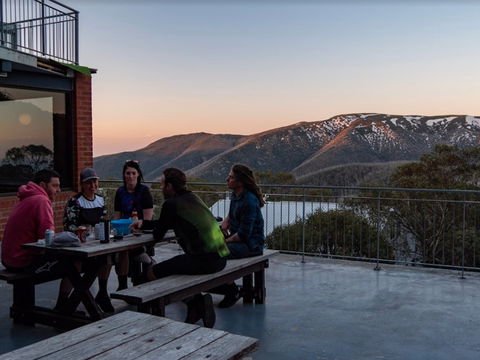 Viking Alpine Lodge - South Australia Travel 1