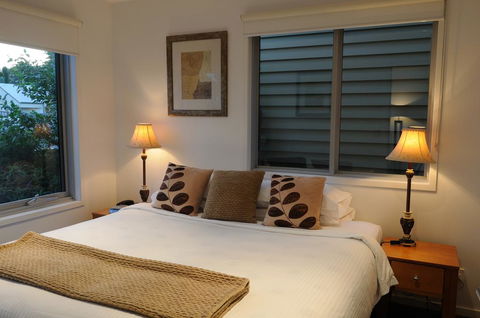 The Victoria Port Fairy - South Australia Travel 6