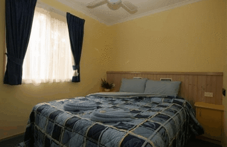 Twofold Bay Beach Resort - South Australia Travel 1