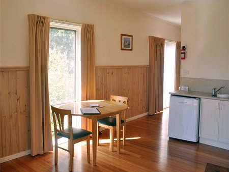 Stringybark Cottages - South Australia Travel 4
