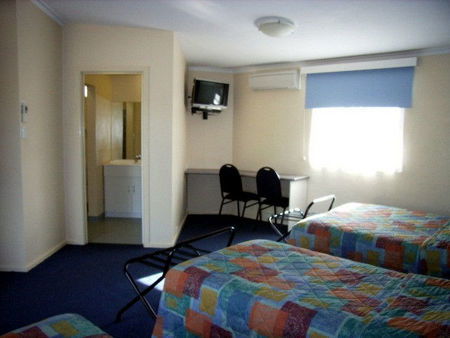 Bairnsdale Main Motel - South Australia Travel 0