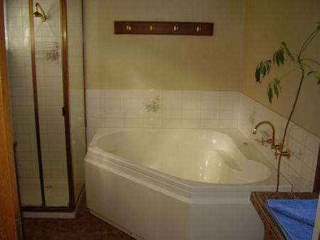 Queenscliff Seaside Cottages - South Australia Travel 5
