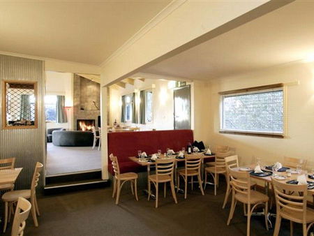 Cooroona Alpine Lodge - South Australia Travel 1