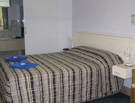Golden Palms Motor Inn - South Australia Travel 2