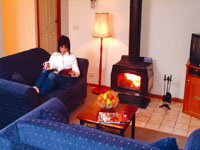 Halls Gap Log Cabins - South Australia Travel 1