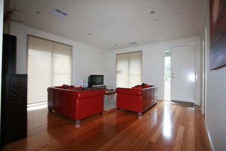 Boutique Stays - Waters Edge - South Australia Travel 1