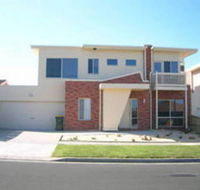 Le Manor - South Australia Travel