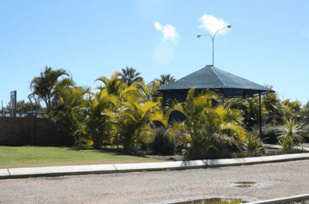 Carnarvon Central Apartments - South Australia Travel 1