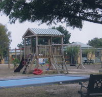 Alvina Holiday Cottages - South Australia Travel