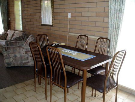 Aaden Holiday Apartments - South Australia Travel 2