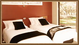 Deeluxe Riverspa Apartments - South Australia Travel 2