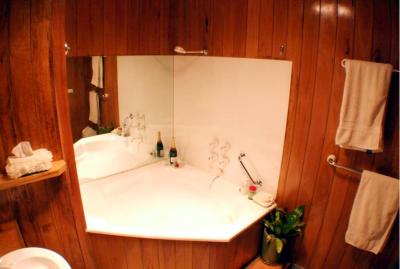 Waratah Park Country House - South Australia Travel 3