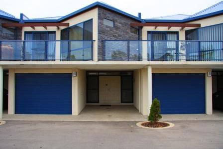 Ultimate Holiday Apartments - South Australia Travel 0