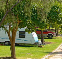 A Wangralea Caravan Park - South Australia Travel