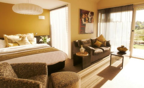 Lake House - South Australia Travel 3