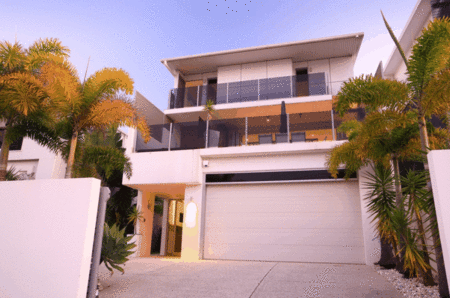 Alex Beach House - South Australia Travel 0