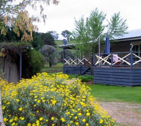 Buttercup Cottage & Apartment - South Australia Travel 2