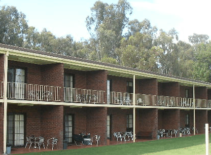 Tocumwal Golf Resort - South Australia Travel 3