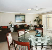 Burleigh Surf Beachfront Apartments