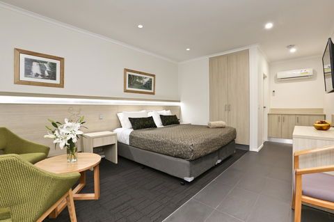Morphettville Motor Inn - South Australia Travel 1
