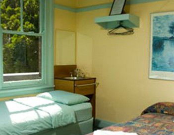 Highfield Private Hotel - South Australia Travel 3