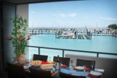 Peninsula Airlie Beach - South Australia Travel 2