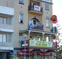 Surfside Coogee Beach - South Australia Travel