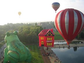Balloon Safari - South Australia Travel 2