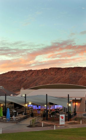 Lasseters Hotel Alice Springs - South Australia Travel 2