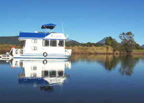 Tweed River House Boats - South Australia Travel 3