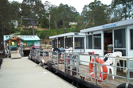 Clyde River Houseboats - South Australia Travel 0