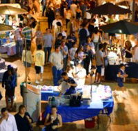 Surfers Paradise Beachfront Markets - South Australia Travel