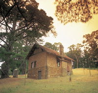 Heysen - The Cedars - South Australia Travel