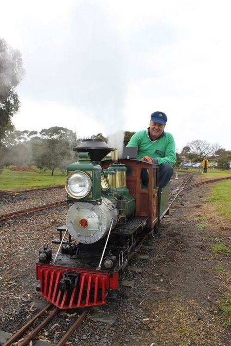 Altona Miniture Railway - South Australia Travel 1