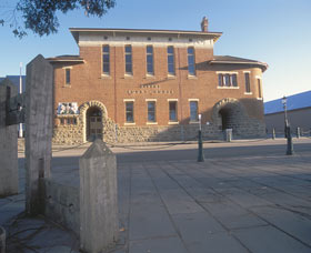 Albany Courthouse - South Australia Travel 0