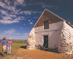 Oakabella Homestead - South Australia Travel 0