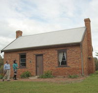 Sandalwood Yards and Tipperary School - South Australia Travel