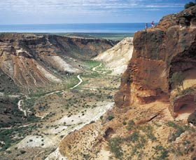 Charles Knife Road - South Australia Travel 0