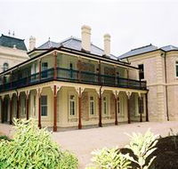 Auchendarroch House and Wallis Tavern - South Australia Travel