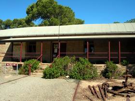 Bon Accord Mine Complex - South Australia Travel 0