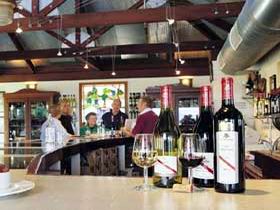 D'Arenberg Vineyard And Winery - South Australia Travel 0