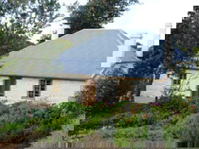 Dingley Dell Cottage - South Australia Travel 0