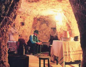 Umoona Opal Mine And Museum - South Australia Travel 0