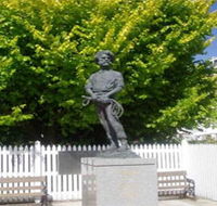 Alexander Cameron Statue - South Australia Travel