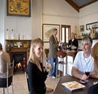 Stringy Brae of Sevenhill - South Australia Travel