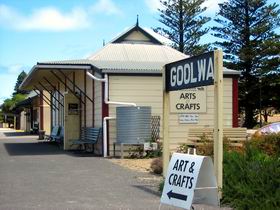Goolwa Community Arts And Crafts Shop - South Australia Travel 0